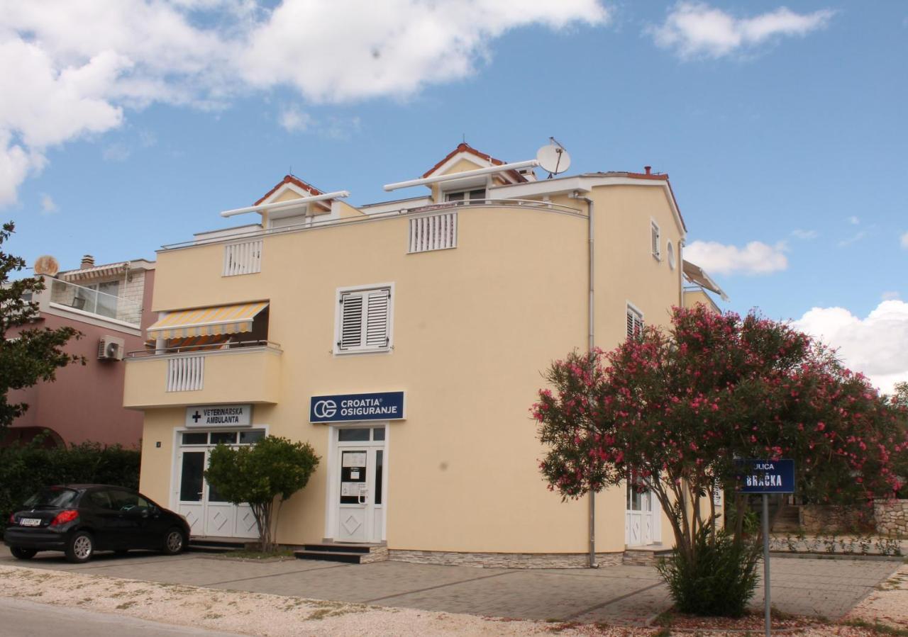 Apartment Dalmata *